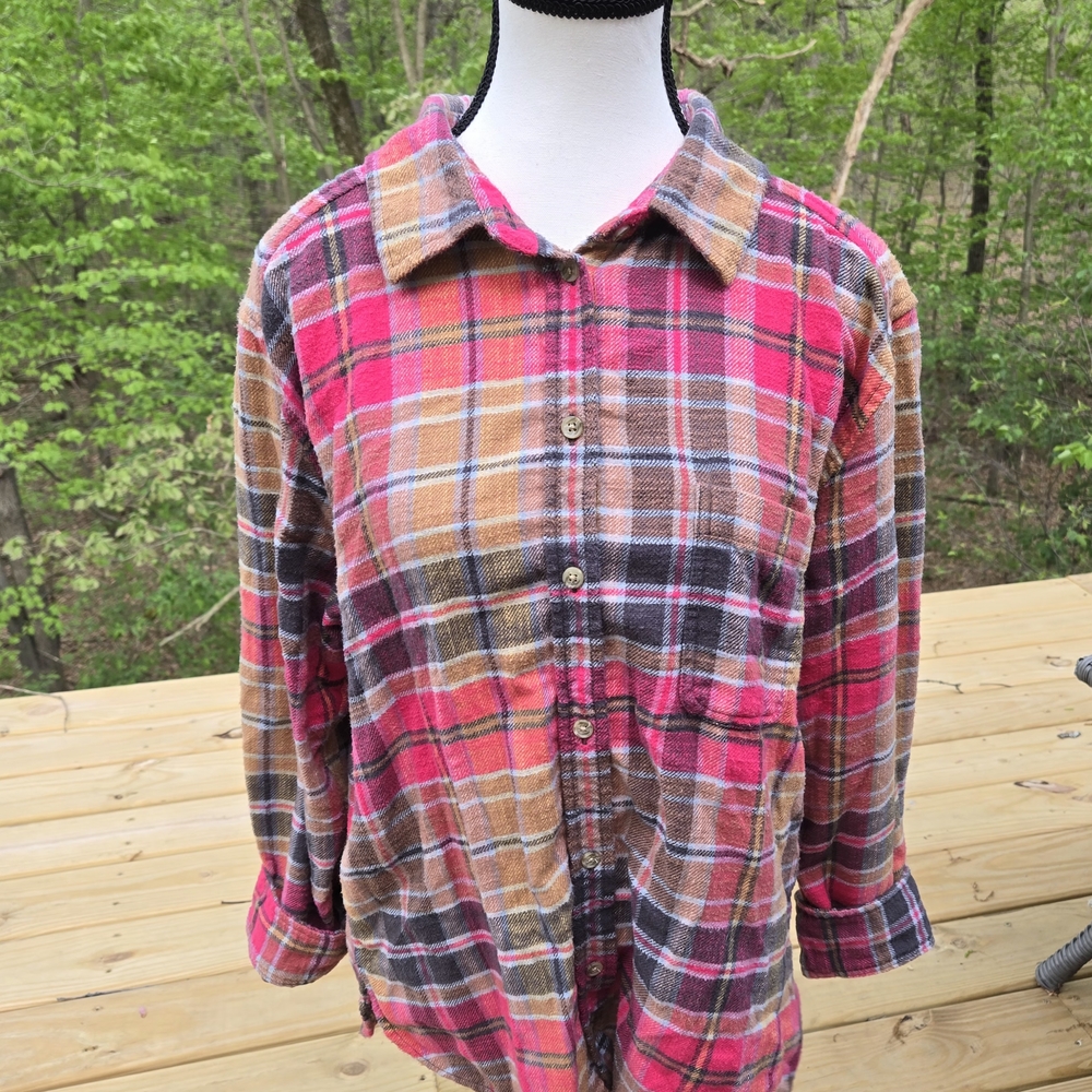 American Eagle Outfitters Red and Brown Casual Button Down Shirt